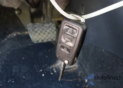 2015 Volkswagen Passat 1.8T Wolfsburg Edition из США, поврежденный, VIN 1VWAT7A31FC080393